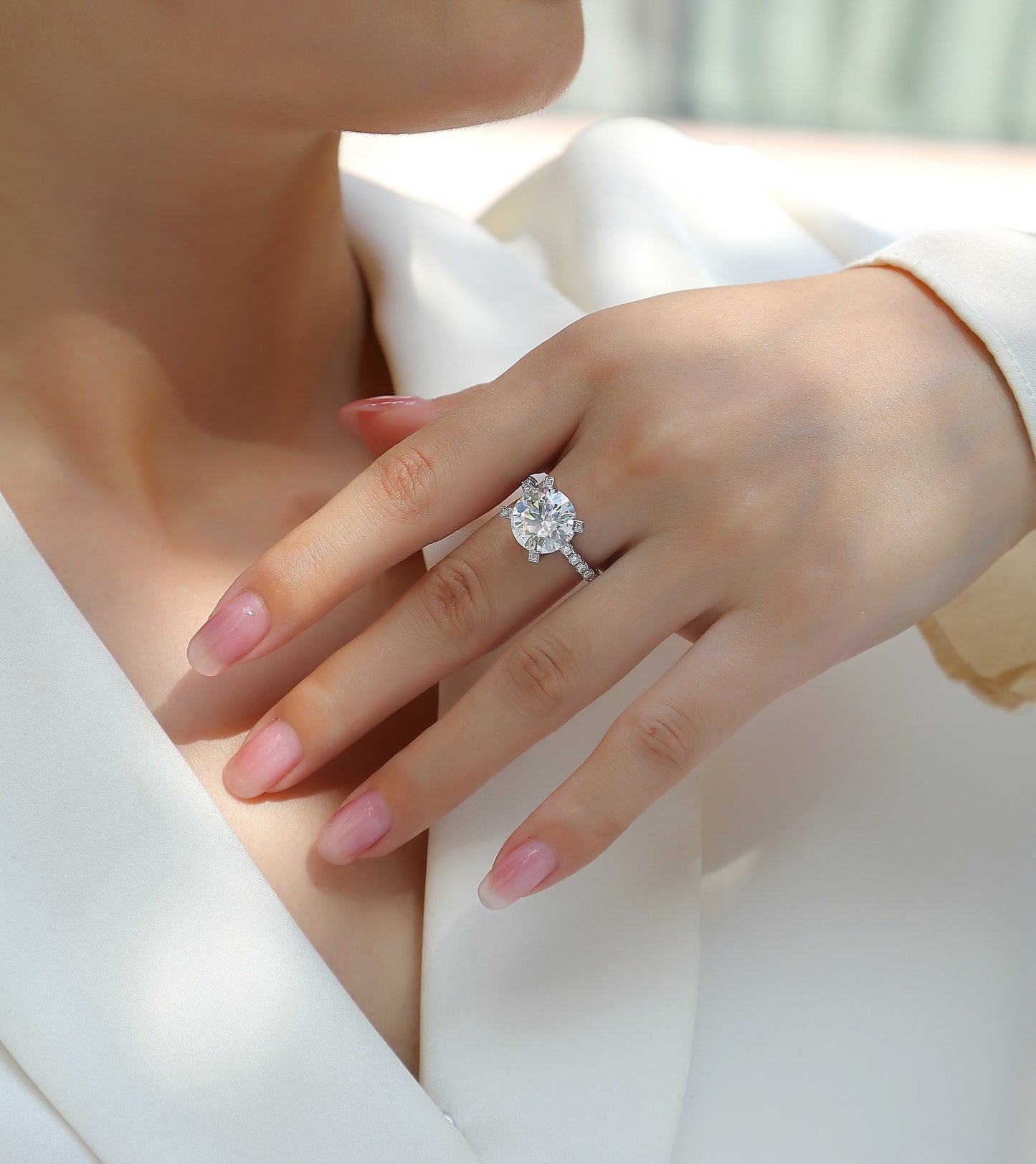 Radiant - A Fashionable And Luxurious Jewelry Piece Set With 5-carat Moissanite S925 Sterling Silver And Platinum-plated Diamond